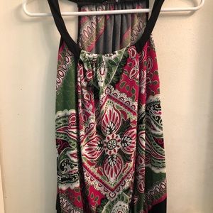 Sleeveless colorful top